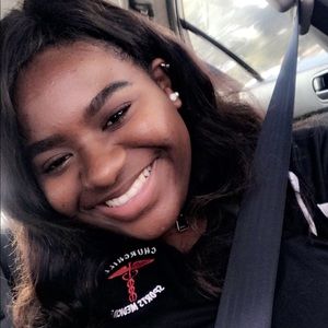 Meet your Posher, Dayira